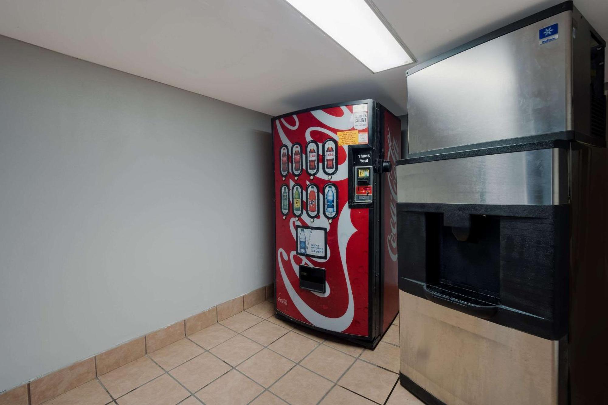 Quality Inn Fort Jackson Columbia Bagian luar foto